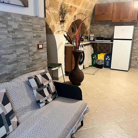 Apartamento Cattleya Mola di Bari Exterior foto
