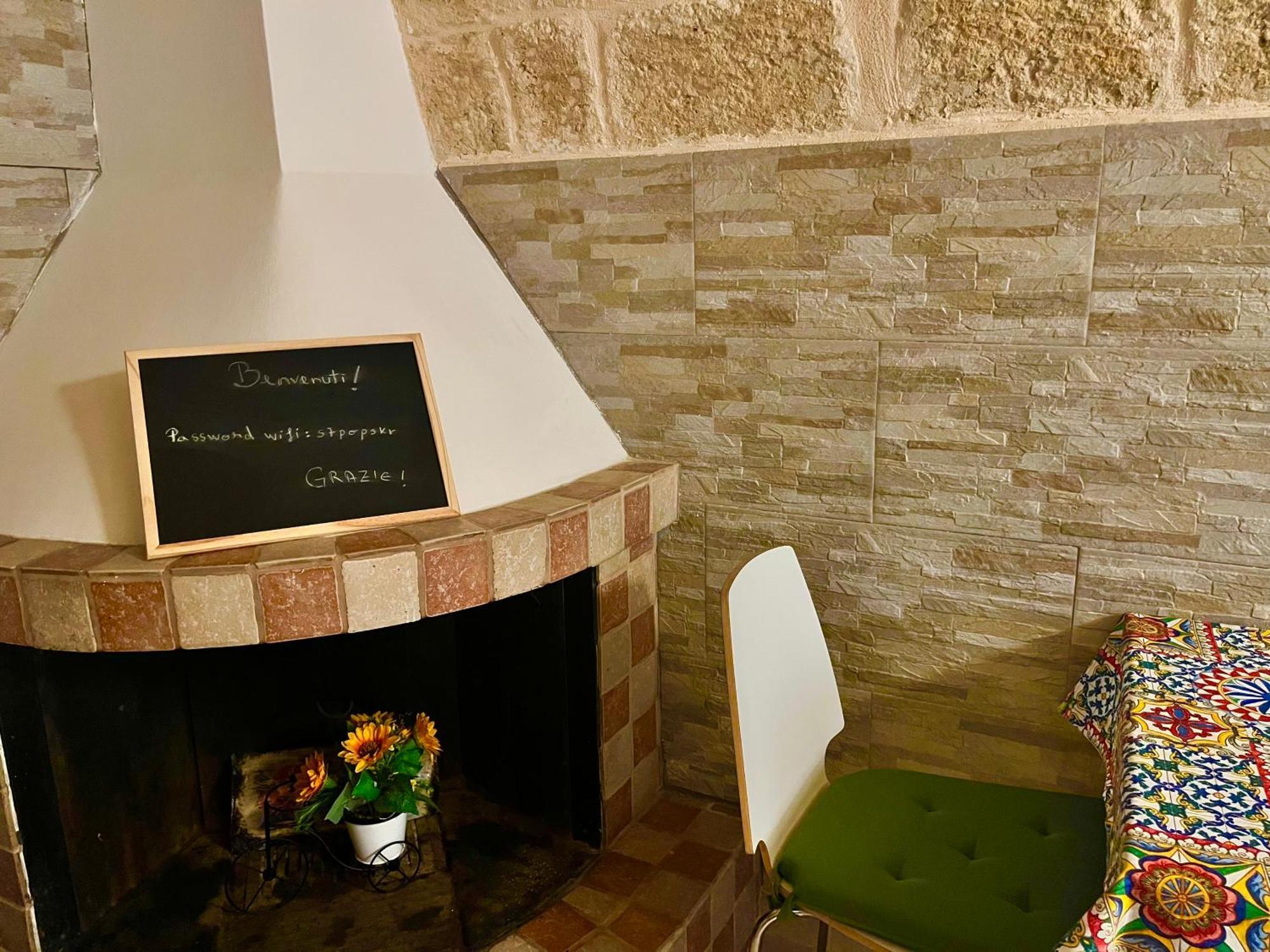 Apartamento Cattleya Mola di Bari Exterior foto
